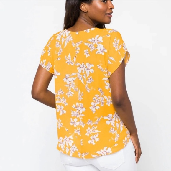 Brand new with tags West Kei knot yellow blouse - Picture 2 of 4